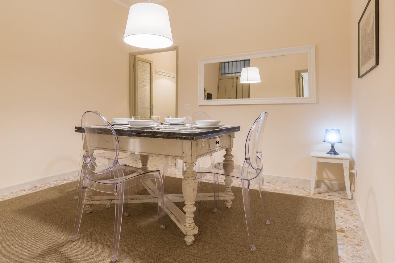 Campo De' Fiori Central Flat Rome Exterior photo