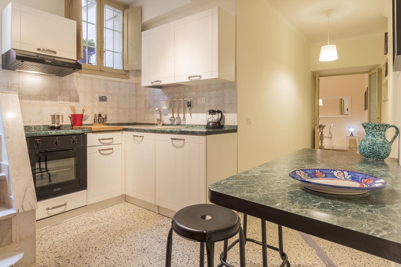 Campo De' Fiori Central Flat Rome Exterior photo