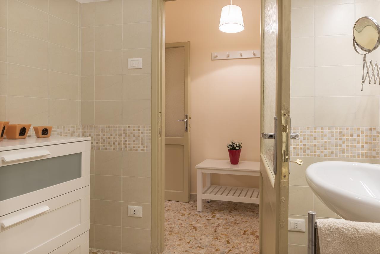 Campo De' Fiori Central Flat Rome Exterior photo